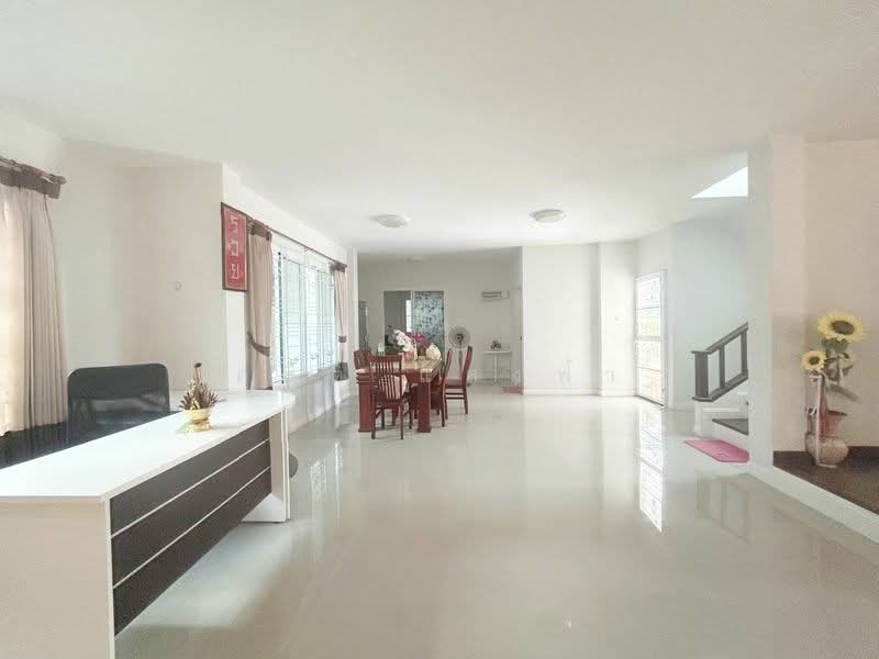 ให้เช่าบ้านเดี่ยวหลังใหญ่ ม.เลควัลเล่ย์ บ่อวิน ศรีราชา, Chon Buri (Pattaya), Bo Win, Si Racha, Chon Buri (Pattaya), 3 Bedrooms, 200 sqm, Single Detached House For Rent, by Dusit Saengfa, 500410298 - DDproperty.com