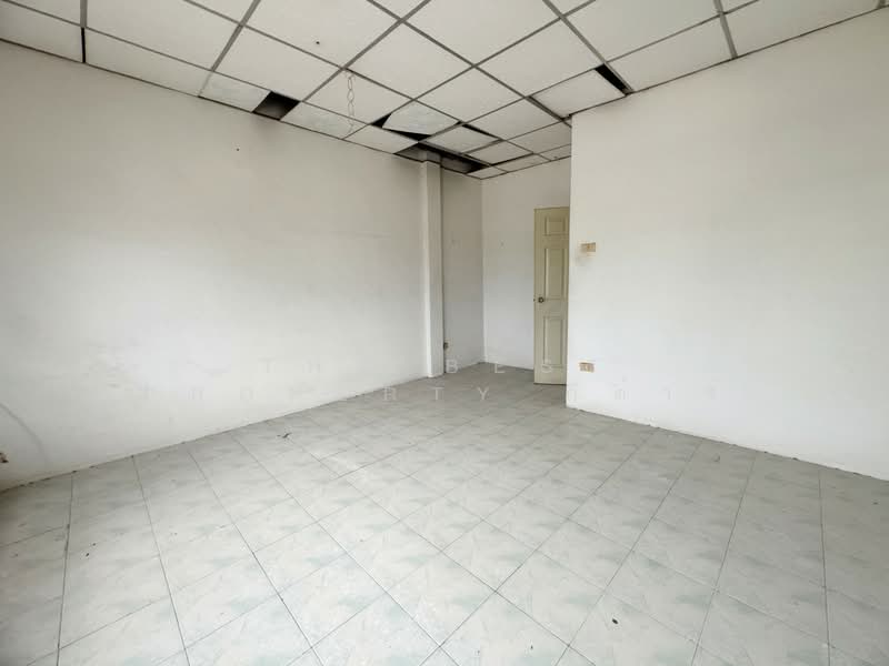 ทาวน์เฮ้าส์ดอนหัวฬ่อ ชลบุรี, Chon Buri (Pattaya), Don Hualo, Muang Chon Buri, Chon Buri (Pattaya), 4 Bedrooms, 100 sqm, Townhouse For Sale, by The Best Property กีต้าร์, 500410325 - DDproperty.com