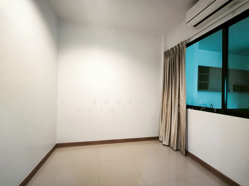 The Canvas Sukhumvit-Samrong, Samut Prakan, Thang Rotfai Sai Kao Paknam Road, Sam Rong, Phra Pra Daeng, Samut Prakan, 4 Bedrooms, 100 sqm, Townhouse For Rent, by YTD Land&houses Real Estate Agency, 500410327 - DDproperty.com
