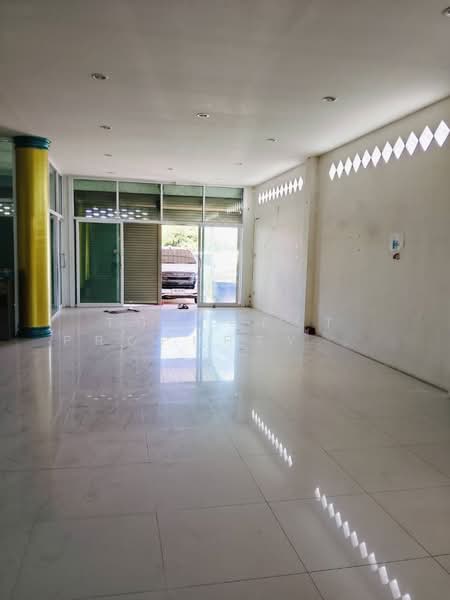 อาคารพาณิชย์นอกเมือง สุรินทร์, Surin, Nok Muang, Muang Surin, Surin, , 150 sqm, Shophouse For Sale, by The Best Property ต้อม, 500410338 - DDproperty.com