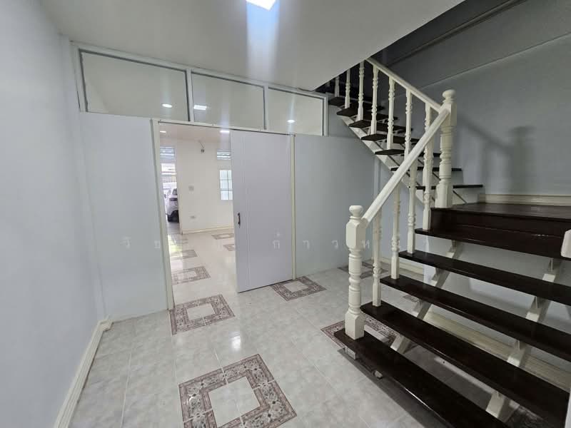 ทาวน์เฮ้าส์ ดอนเมือง ซ.เทิดราชัน41, Bangkok, ถนนเทิดราชัน, Si Khan, Don Mueang, Bangkok, 2 Bedrooms, 110 sqm, Townhouse For Sale, by Wicharn Kaonah, 500410355 - DDproperty.com