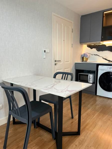 The Kris Ratchada 17, Bangkok, Inthamara 45 Alley, Din Daeng, Bangkok, 2 Bedrooms, 45 sqm, Condo For Rent, by Agentbkk, 500410382 - DDproperty.com