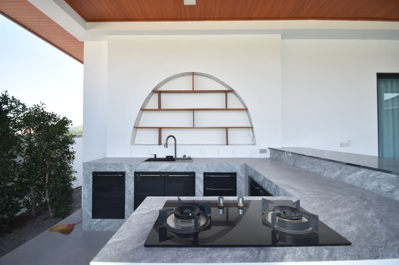 Brand New Luxury Pool Villa | Hua Hin Soi 112 Price Reduced by 1 Million Baht – Now Only 9.99 Milli, Prachuap Khiri Khan, Thap Tai, Hua Hin, Prachuap Khiri Khan, 4 Bedrooms, 269 sqm, Single Detached House For Sale, by Sumita Vriesenga, 500410400 - DDproperty.com