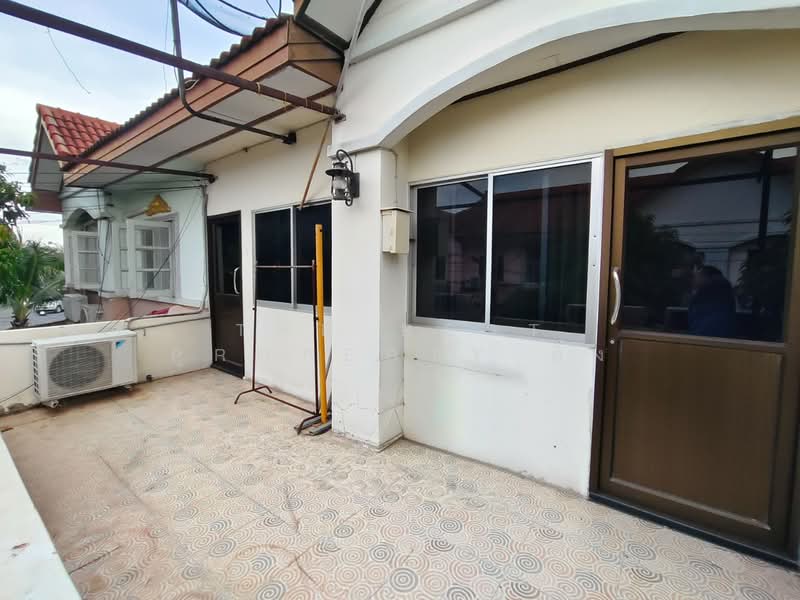 พนาสนธิ์วิลล่า12 เทศบาลบางปู70 (บางแสน2), สมุทรปราการ, ท้ายบ้าน, เมืองสมุทรปราการ, สมุทรปราการ, 150 ตร.ม., ทาวน์เฮ้าส์ ขาย, โดย The Best Property ติ๋ง, 500410405 - DDproperty.com