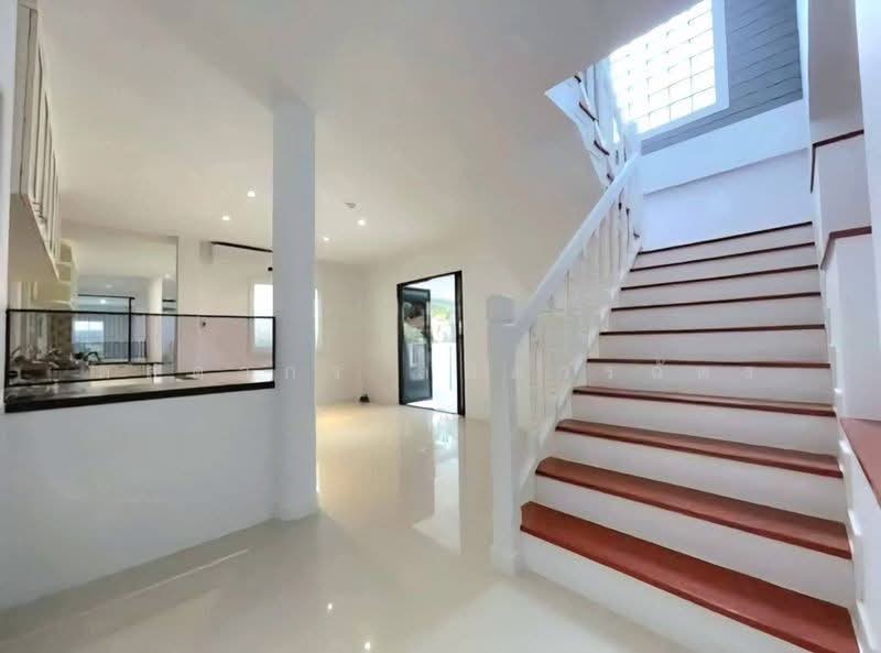 Cozy Nakniwat 37 Yaek 1-4, Bangkok, Lat Phrao, Bangkok, 3 Bedrooms, 180 sqm, Single Detached House For Sale, by ดลดากร ลลิตวรฉัตร, 500410448 - DDproperty.com