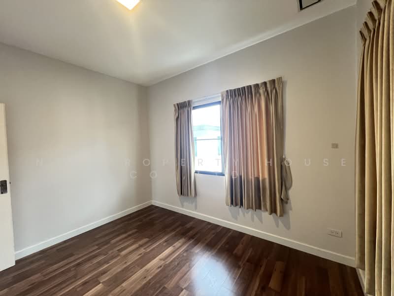 Mantana Lake Watcharapol, Bangkok, Sukhaphiban 5 Road, O-Ngoen, Sai Mai, Bangkok, 3 Bedrooms, 165 sqm, Single Detached House For Rent, by NTG Property House Co.,Ltd., 500410465 - DDproperty.com