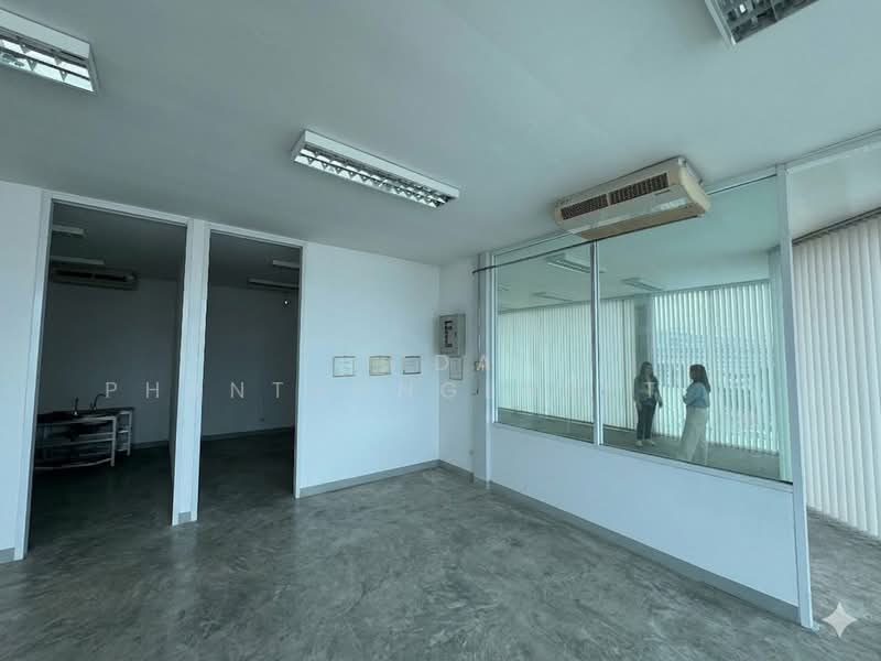ให้เช่า ออฟฟิศ รังสิต (Rangsit) 500 ตร.ม., ปทุมธานี, ประชาธิปัตย์, ธัญบุรี, ปทุมธานี, 500 ตร.ม., สำนักงาน ให้เช่า, โดย Tida phanthonglarptawee, 500410475 - DDproperty.com