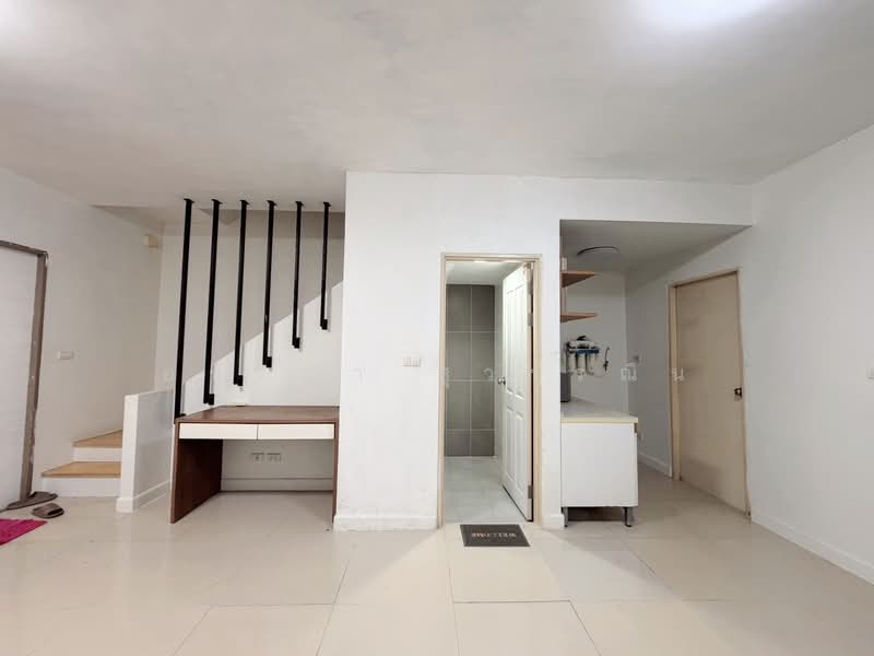 Areeya Daily Kaset-Nawamintr, Bangkok, Ladplakhao Road, Chorake Bua, Lat Phrao, Bangkok, 3 Bedrooms, 170 sqm, Townhouse For Sale, by Ashiraya Suwannin, 500410482 - DDproperty.com