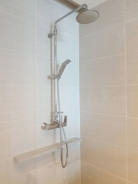 Siri At Sukhumvit, Bangkok, 902 Sukhumvit Road, Phra Kanong, Khlong Toei, Bangkok, 1 Bedroom, 52 sqm, Condo For Rent, by Thannapatsorn Leelacherdchai, 500410484 - DDproperty.com