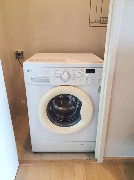 Siri At Sukhumvit, Bangkok, 902 Sukhumvit Road, Phra Kanong, Khlong Toei, Bangkok, 1 Bedroom, 52 sqm, Condo For Rent, by Thannapatsorn Leelacherdchai, 500410484 - DDproperty.com