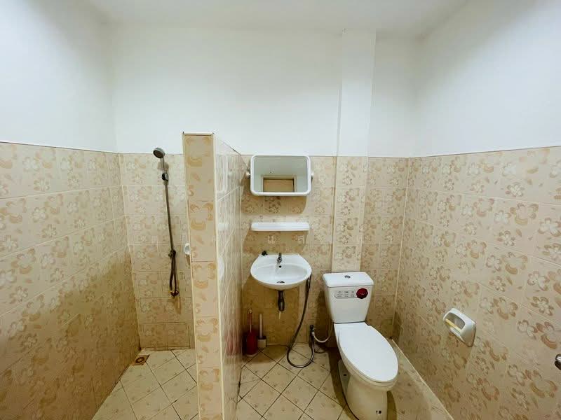 ขายทาวน์โฮม ม.เดอะพลัส ไร่กล้วย ศรีราชา, Chon Buri (Pattaya), Surasak, Si Racha, Chon Buri (Pattaya), 3 Bedrooms, 65 sqm, Townhouse For Sale, by Dusit Saengfa, 500410491 - DDproperty.com