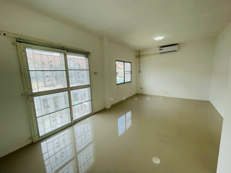 ขายทาวน์โฮม ม.เดอะพลัส ไร่กล้วย ศรีราชา, Chon Buri (Pattaya), Surasak, Si Racha, Chon Buri (Pattaya), 3 Bedrooms, 65 sqm, Townhouse For Sale, by Dusit Saengfa, 500410491 - DDproperty.com