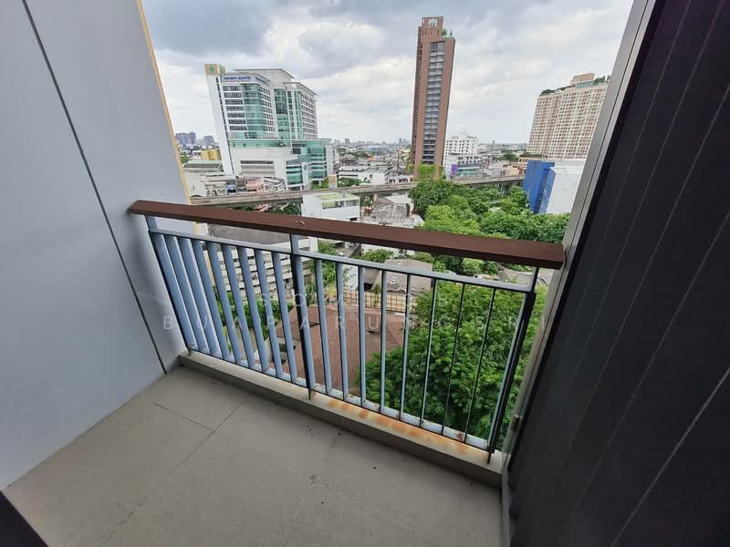 Rhythm Sukhumvit 42, Bangkok, Soi Sukhumvit 42, Sukhumvit Road, Phra Kanong, Khlong Toei, Bangkok, 1 Bedroom, 45 sqm, Condo For Rent, by Sompob Buaparungsri, 500410515 - DDproperty.com