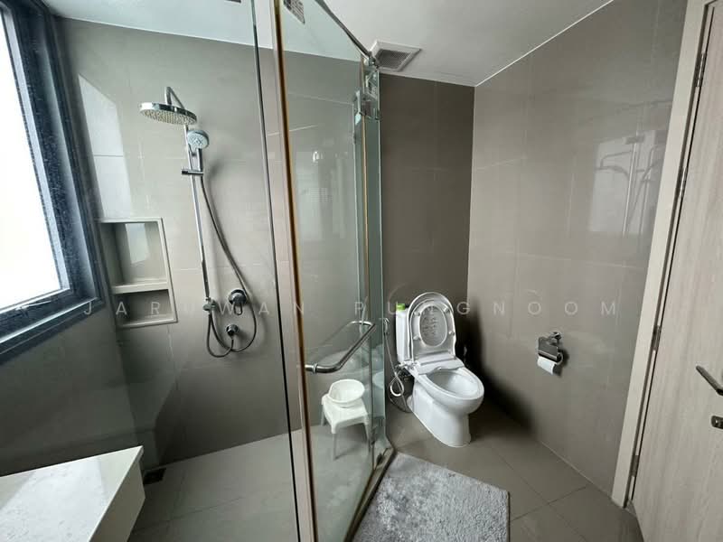 Rhythm Sukhumvit 42, Bangkok, Soi Sukhumvit 42, Sukhumvit Road, Phra Kanong, Khlong Toei, Bangkok, 2 Bedrooms, 78 sqm, Condo For Rent, by Jaruwan Pungnoom, 500410519 - DDproperty.com