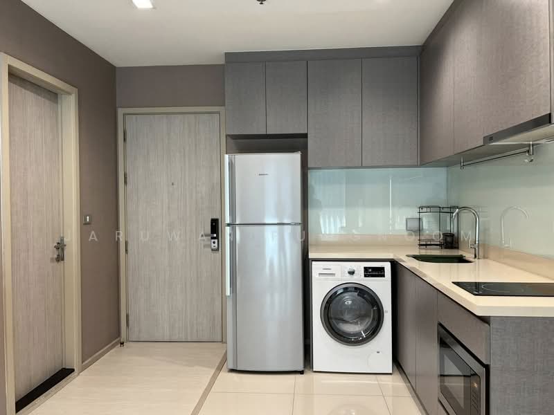 Rhythm Sukhumvit 36-38, Bangkok, 55 Soi Sukhumvit 36, Sukhumvit Road, Phra Kanong, Khlong Toei, Bangkok, 2 Bedrooms, 60 sqm, Condo For Rent, by Jaruwan Pungnoom, 500410526 - DDproperty.com