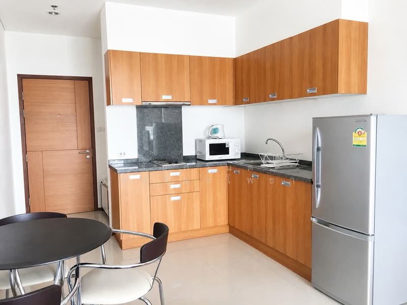 Villa Sathorn, Bangkok, 5 KrungThonBuri Road, Khlong Ton Sai, Khlong San, Bangkok, Studio, 41 sqm, Condo For Rent, by รัชกานต์ อัจฉริยะโพธา, 500410543 - DDproperty.com