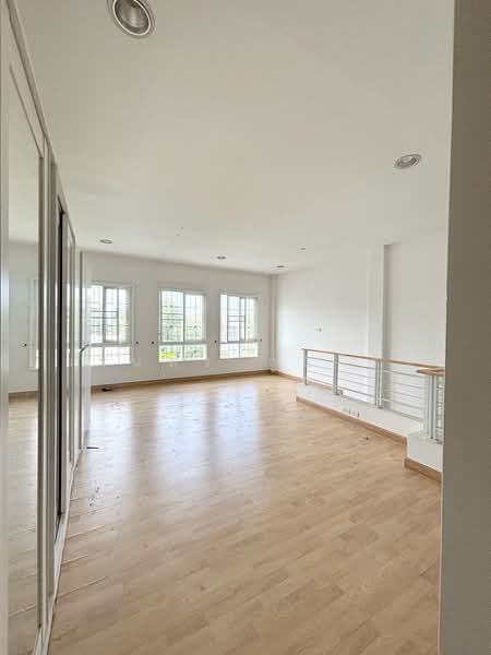 บ้านกลางเมือง ลาดพร้าว-เสนา 2, Bangkok, ลาดพร้าว-วังหิน, Lat Phrao, Lat Phrao, Bangkok, 3 Bedrooms, 157 sqm, Townhouse For Sale, by วรินทร กูลจีรัง, 500410553 - DDproperty.com