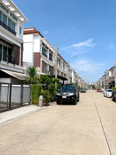บ้านกลางเมือง ลาดพร้าว-เสนา 2, Bangkok, ลาดพร้าว-วังหิน, Lat Phrao, Lat Phrao, Bangkok, 3 Bedrooms, 157 sqm, Townhouse For Sale, by วรินทร กูลจีรัง, 500410553 - DDproperty.com