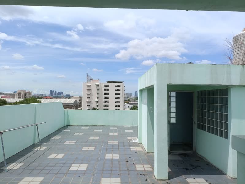 ขายด่วน ทาวน์โฮม 4.5 ชั้น 50ตรว ถ.ศรีนครินทร์40 ใกล้ซีคอน, Bangkok, Nong Bon, Prawet, Bangkok, , 400 sqm, Shophouse For Sale, by พรรณทิพย์ อัศวทองกุล, 500410580 - DDproperty.com