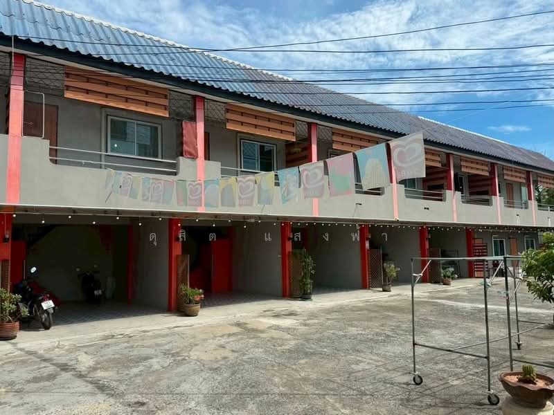 ขายกิจการอพาร์ทเม้นท์ 10 ห้อง ถนนเก้ากิโล ศรีราชา, Chon Buri (Pattaya), Nong - Kham, Si Racha, Chon Buri (Pattaya), , 800 sqm, Business For Sale, by Dusit Saengfa, 500410607 - DDproperty.com