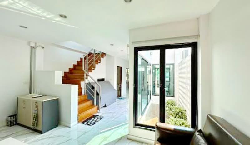ไม่พบโครงการ, Bangkok, รัชดาภิเษก ลาดพร้าว 16-22, Jom Phon, Chatuchak, Bangkok, 4 Bedrooms, 390 sqm, Townhouse For Rent, by ณัฐพงศ์ สุนทรอรุณ, 500410608 - DDproperty.com