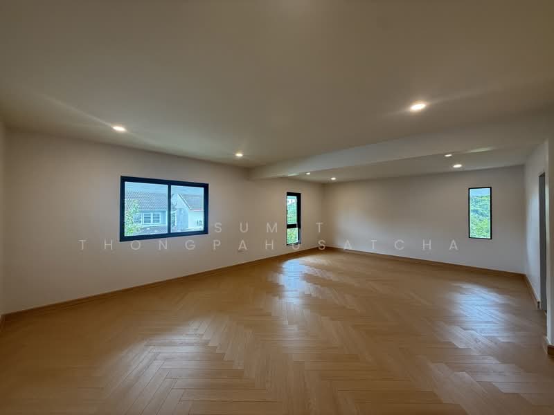 Chuan Chuen Park Ville, Bangkok, Soi Kanchanaphisek 15, Sala Thammasop, Thawi Watthana, Bangkok, 5 Bedrooms, 428 sqm, Single Detached House For Sale, by Sumit Thongpahusatcha, 500410622 - DDproperty.com