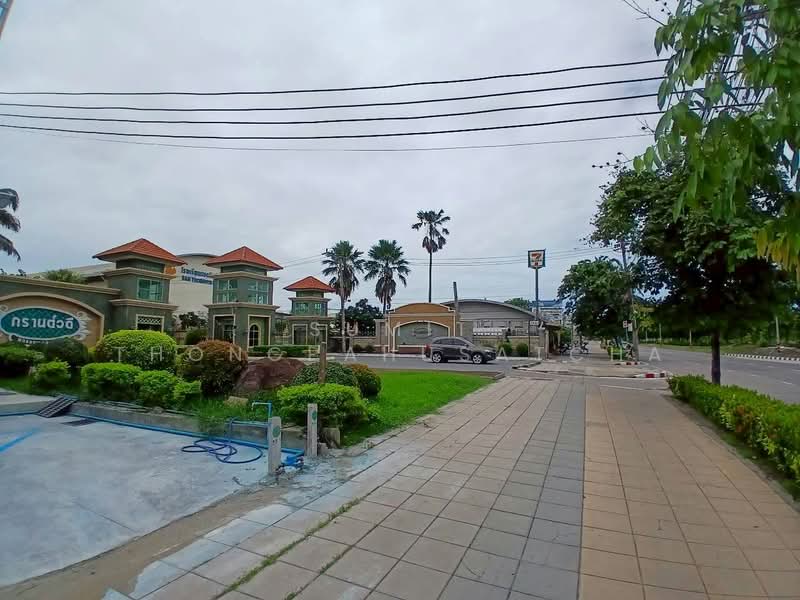 Kranwadee Phutthamonthon Sai 3, Bangkok, Phutthamonthon 3 Road, Bang Phai, Bang Khae, Bangkok, 3 Bedrooms, 300 sqm, Single Detached House For Sale, by Sumit Thongpahusatcha, 500410624 - DDproperty.com