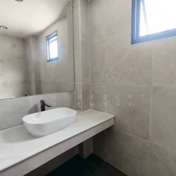 St.Moritzt Bangsue, Bangkok, Bang Sue, Bangkok, 4 Bedrooms, 230 sqm, Single Detached House For Sale, by AJHOMECENTER-คุณหนึ่ง, 500410632 - DDproperty.com
