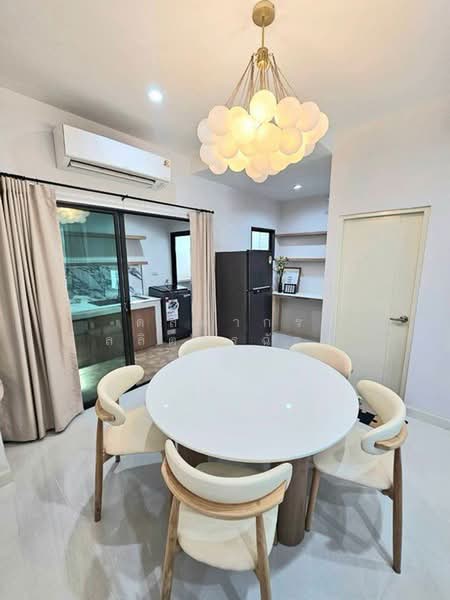 Baan Klang Muang Rama 9-Krungthep Kreetha, Bangkok, Soi Kanchanaphisek 23, Saphan Sung, Bangkok, 3 Bedrooms, 152 sqm, Townhouse For Rent, by ดลดากร ลลิตวรฉัตร, 500410638 - DDproperty.com