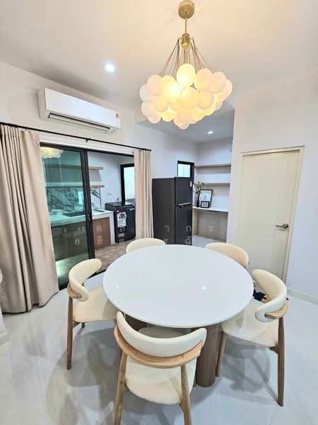 Baan Klang Muang Rama 9-Krungthep Kreetha, Bangkok, Soi Kanchanaphisek 23, Saphan Sung, Bangkok, 3 Bedrooms, 152 sqm, Townhouse For Rent, by ดลดากร ลลิตวรฉัตร, 500410638 - DDproperty.com