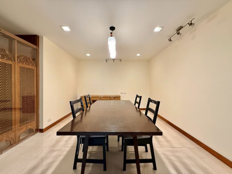 Baan Sahasthinee, Bangkok, Soi Attha Kawi 1, Khong Tan, Khlong Toei, Bangkok, 2 Bedrooms, 200 sqm, Apartment For Rent, by Bangkok Residential, 500410642 - DDproperty.com