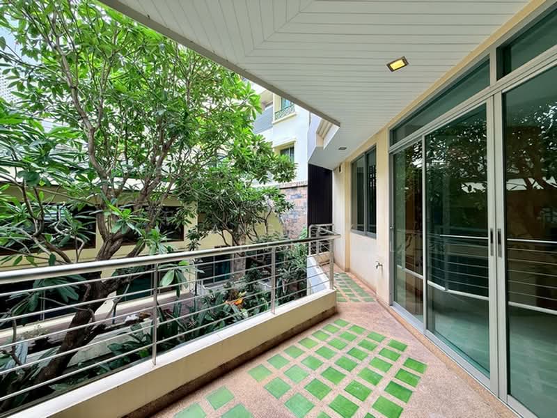 Baan Sahasthinee, Bangkok, Soi Attha Kawi 1, Khong Tan, Khlong Toei, Bangkok, 2 Bedrooms, 200 sqm, Apartment For Rent, by Bangkok Residential, 500410642 - DDproperty.com