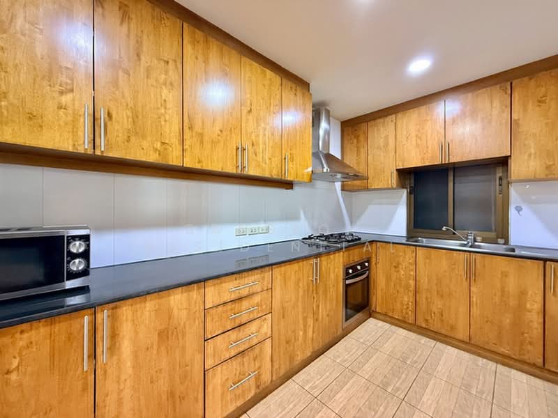 Grand Ville House 1, Bangkok, 36 Soi Sukhumvit 24, Khong Tan, Khlong Toei, Bangkok, 3 Bedrooms, 187 sqm, Condo For Rent, by Bangkok Residential, 500410644 - DDproperty.com
