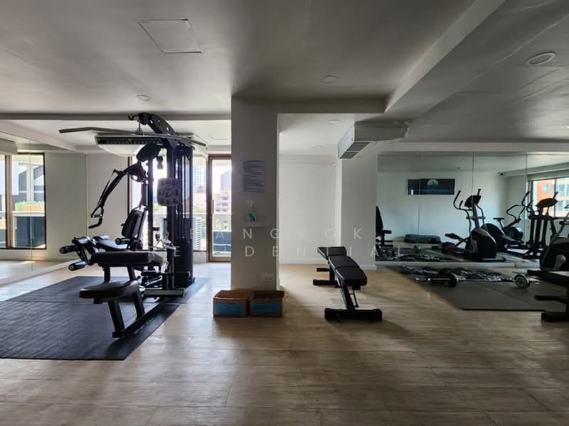 Royal Castle Sukhumvit, Bangkok, 30 Soi Sukhumvit 39, Khlongtoei Nua, Watthana, Bangkok, 3 Bedrooms, 140 sqm, Condo For Rent, by Bangkok Residential, 500410650 - DDproperty.com