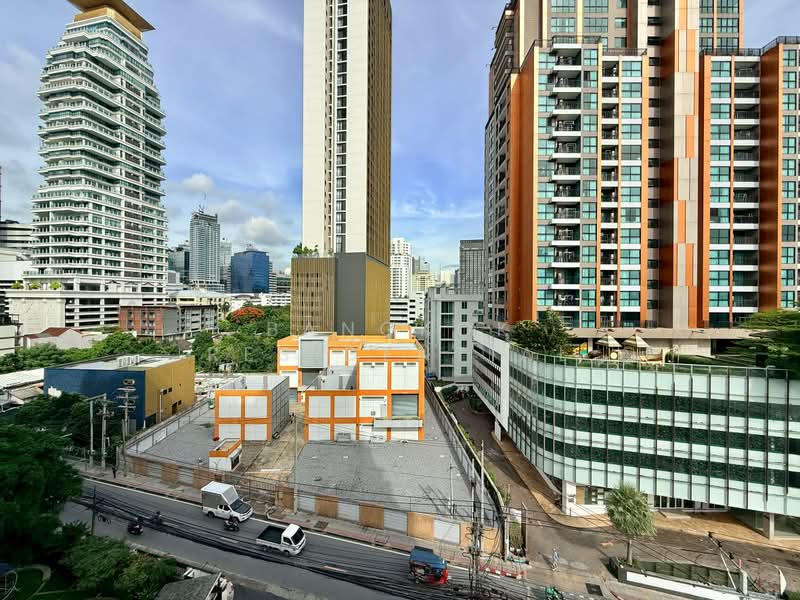 Royal Castle Sukhumvit, Bangkok, 30 Soi Sukhumvit 39, Khlongtoei Nua, Watthana, Bangkok, 3 Bedrooms, 190 sqm, Condo For Rent, by Bangkok Residential, 500410654 - DDproperty.com