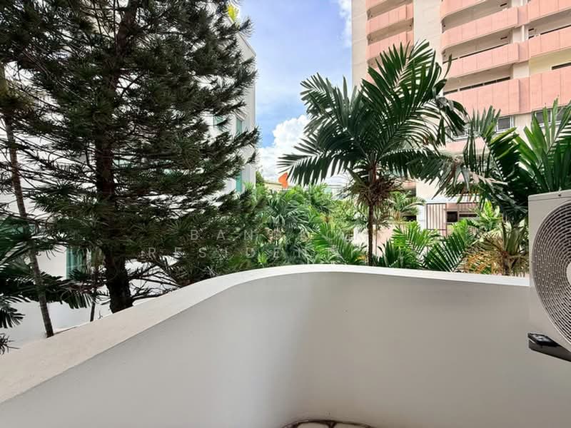 Aramvej Apartment, Bangkok, 181 Soi Sukhumvit 49/11, Khlong Tan Nua, Watthana, Bangkok, 4 Bedrooms, 260 sqm, Apartment For Rent, by Bangkok Residential, 500410659 - DDproperty.com