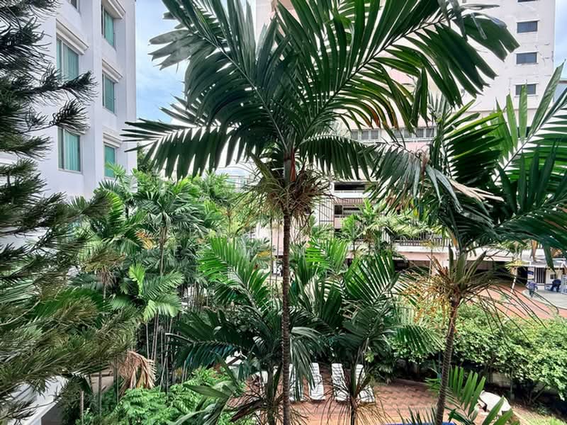 Aramvej Apartment, Bangkok, 181 Soi Sukhumvit 49/11, Khlong Tan Nua, Watthana, Bangkok, 4 Bedrooms, 260 sqm, Apartment For Rent, by Bangkok Residential, 500410659 - DDproperty.com