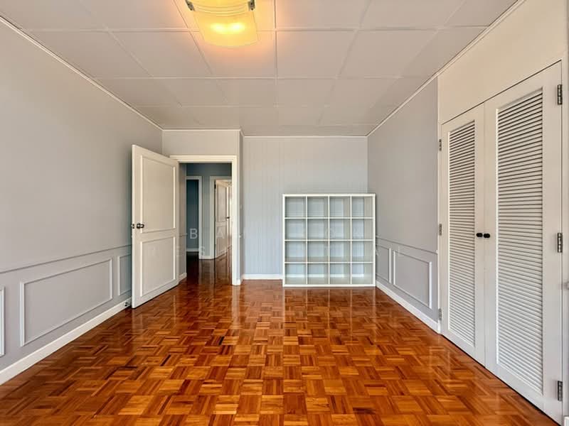 Aramvej Apartment, Bangkok, 181 Soi Sukhumvit 49/11, Khlong Tan Nua, Watthana, Bangkok, 4 Bedrooms, 260 sqm, Apartment For Rent, by Bangkok Residential, 500410659 - DDproperty.com