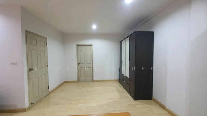 Areeya Mova Kaset-Nawamintr, Bangkok, Soi Moobaan Areeya Mowa, Chorake Bua, Lat Phrao, Bangkok, 3 Bedrooms, 170 sqm, Townhouse For Sale, by Saowaluk Anupong, 500410660 - DDproperty.com