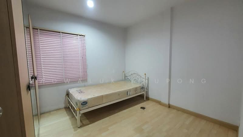 Areeya Mova Kaset-Nawamintr, Bangkok, Soi Moobaan Areeya Mowa, Chorake Bua, Lat Phrao, Bangkok, 3 Bedrooms, 170 sqm, Townhouse For Sale, by Saowaluk Anupong, 500410660 - DDproperty.com
