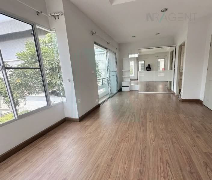 The Centro Sukhumvit 113, Samut Prakan, Sukhumvit Road 113, Samrong Nua, Muang Samut Prakarn, Samut Prakan, 3 Bedrooms, 145 sqm, Single Detached House For Sale, by NR AGENT, 500410665 - DDproperty.com