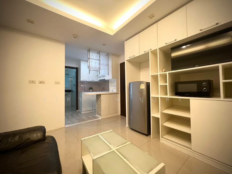 Dcondo Ratchada 19, Bangkok, Soi Ratchadaphisek 19, Din Daeng, Bangkok, 2 Bedrooms, 45 sqm, Condo For Rent, by Ulaiwan Boonsiri, 500410682 - DDproperty.com