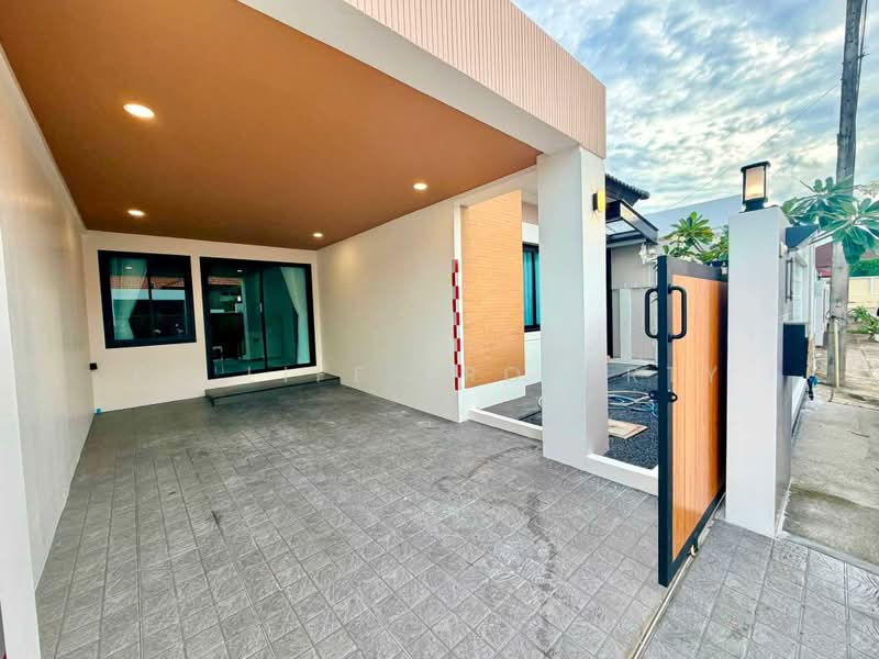 9R0804 This house for rent 3 bedroom 2 bathroom 40,000/month at wichit have fully furnished, Phuket, Wichit, Muang Phuket, Phuket, 3 Bedrooms, 120 sqm, Semi-Detached House (Twin House) For Rent, by PK LIFE Property, 500410715 - DDproperty.com