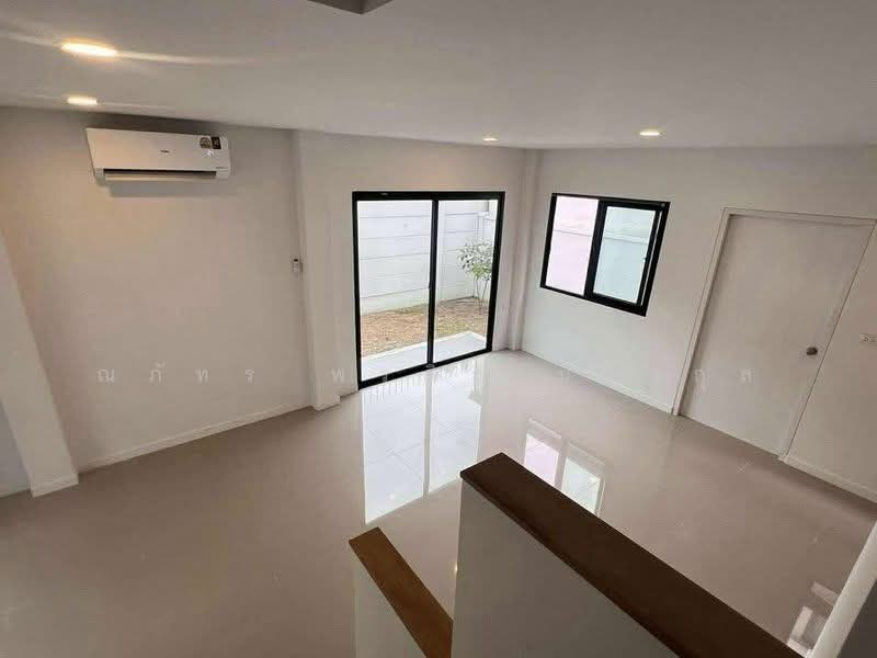 Lumpini Townplace Sukhumvit-Srinakarin, Samut Prakan, Samrong Nua, Muang Samut Prakarn, Samut Prakan, 4 Bedrooms, 116 sqm, Single Detached House For Rent, by ณภัทร พรสิริเมธากุล, 500410717 - DDproperty.com