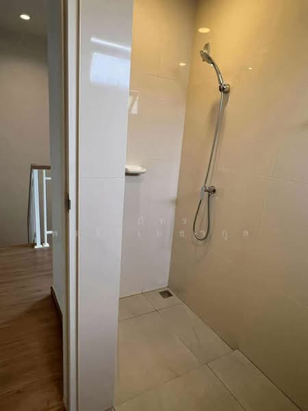 Lumpini Townplace Sukhumvit-Srinakarin, Samut Prakan, Samrong Nua, Muang Samut Prakarn, Samut Prakan, 4 Bedrooms, 116 sqm, Single Detached House For Rent, by ณภัทร พรสิริเมธากุล, 500410717 - DDproperty.com