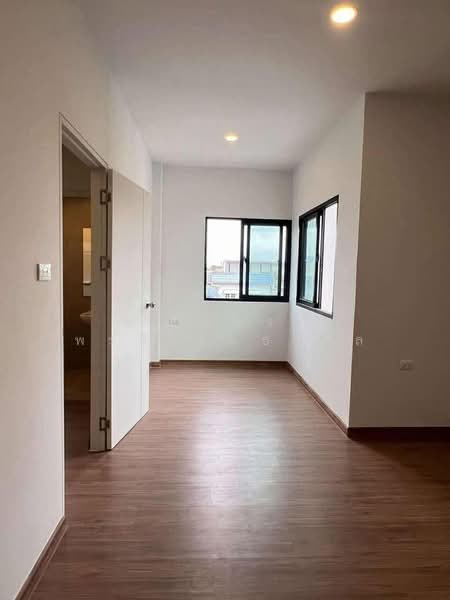 Lumpini Townplace Sukhumvit-Srinakarin, Samut Prakan, Samrong Nua, Muang Samut Prakarn, Samut Prakan, 4 Bedrooms, 116 sqm, Single Detached House For Rent, by ณภัทร พรสิริเมธากุล, 500410717 - DDproperty.com