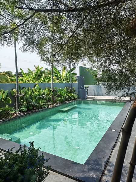 S2785 | European Classic 3-Bedroom Pool Villa for Sale (Saraphi, Chiang Mai) | 15-20 Minutes to Chia, Chiang Mai, Saraphi, Chiang Mai, 3 Bedrooms, 300 sqm, Villa For Sale, by Aornjira Khatthima, 500410724 - DDproperty.com