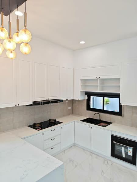 S2785 | European Classic 3-Bedroom Pool Villa for Sale (Saraphi, Chiang Mai) | 15-20 Minutes to Chia, Chiang Mai, Saraphi, Chiang Mai, 3 Bedrooms, 300 sqm, Villa For Sale, by Aornjira Khatthima, 500410724 - DDproperty.com