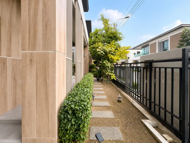 Bangkok Boulevard Donmueang-Chaengwattana, Bangkok, Nawong Pracha Phatthana Road, Si Khan, Don Mueang, Bangkok, 4 Bedrooms, 231 sqm, Single Detached House For Sale, by Haus Living Estate, 500410734 - DDproperty.com