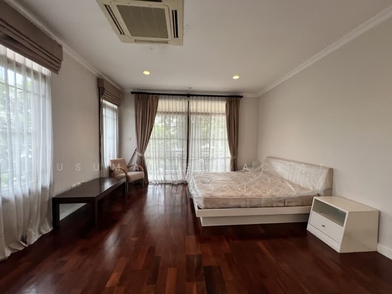Narasiri Pattanakarn-Srinakarin, Bangkok, 878 Soi Srinakarin 20, Khlong Chan, Bang Kapi, Bangkok, 5 Bedrooms, 400 sqm, Single Detached House For Rent, by Usuma Usumachat, 500410740 - DDproperty.com